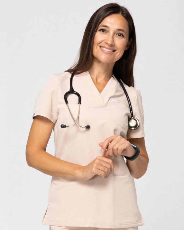 Bluza Medyczna Damska – Scrubs Comfy Nude