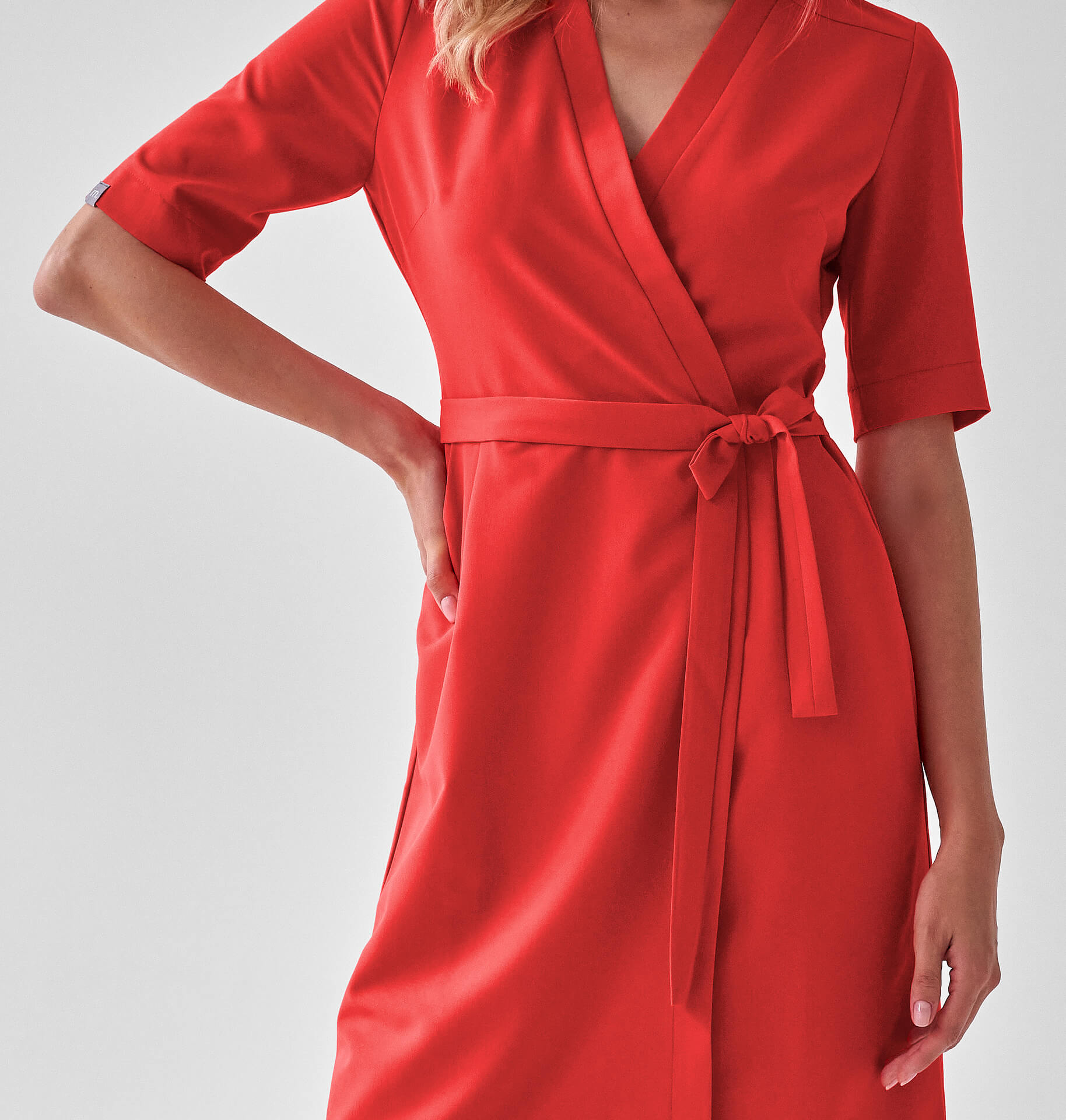 sukienka-medyczna-damska-strawberry-detal