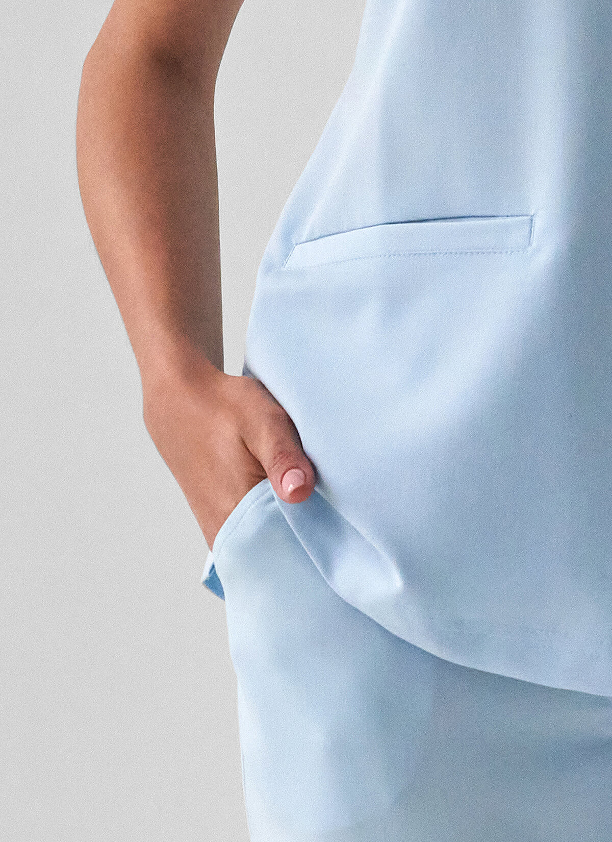 bluza-basic-detal-sky